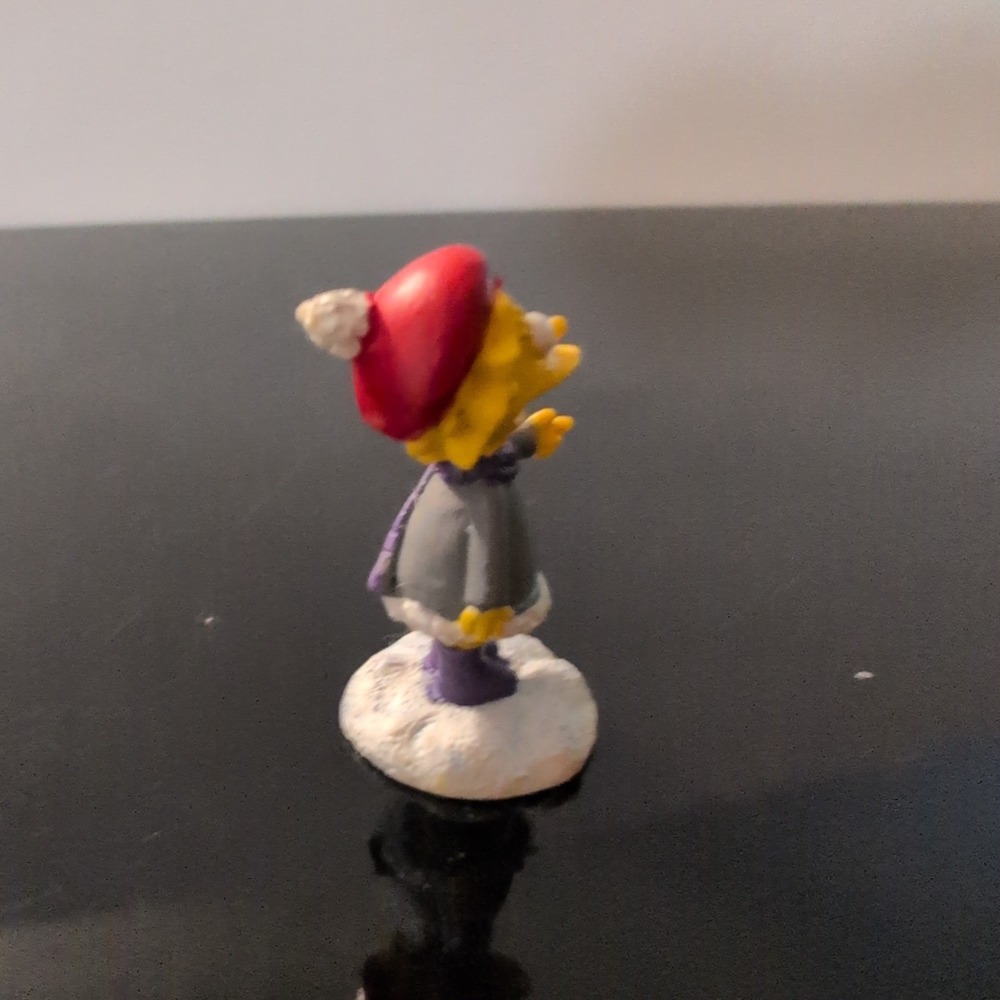 Lisa Simpson Hawthorne Village Christmas Figurine 2005 Winter Beanie Miniature - Picture 2 of 5